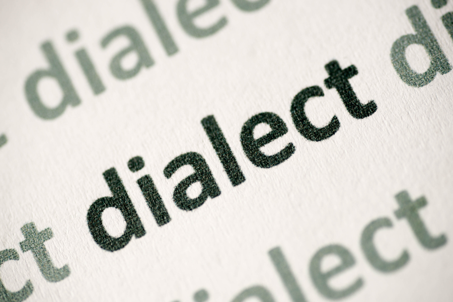 Dialectos y Variaciones: Dialectos del Inglés